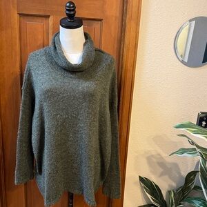Kedziorek Cozy Green Women's Cowl Neck Sweater Size 44